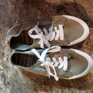 Maurices Shoes-Olive Green